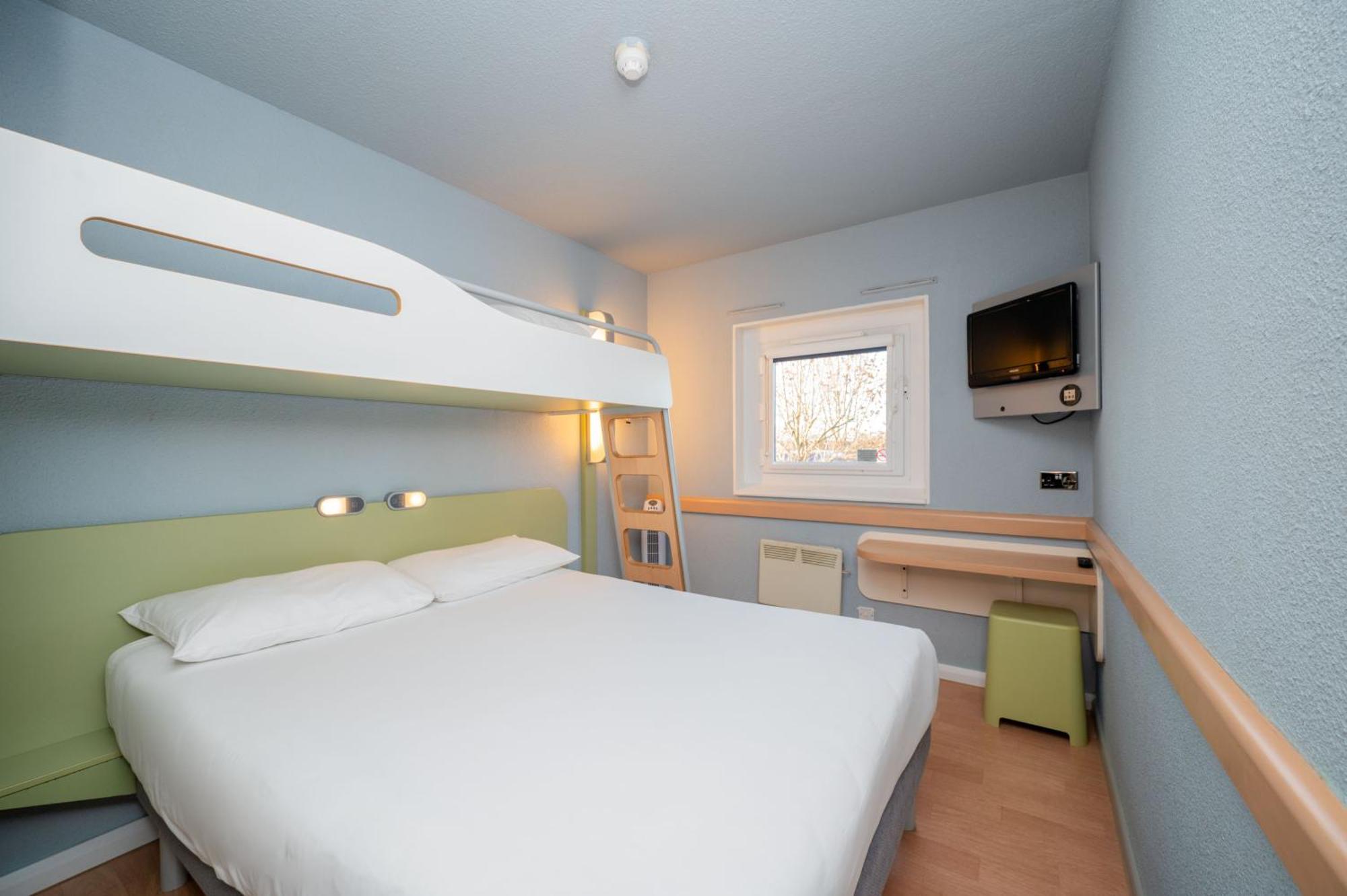 ברקינג Ibis Budget London Barking מראה חיצוני תמונה