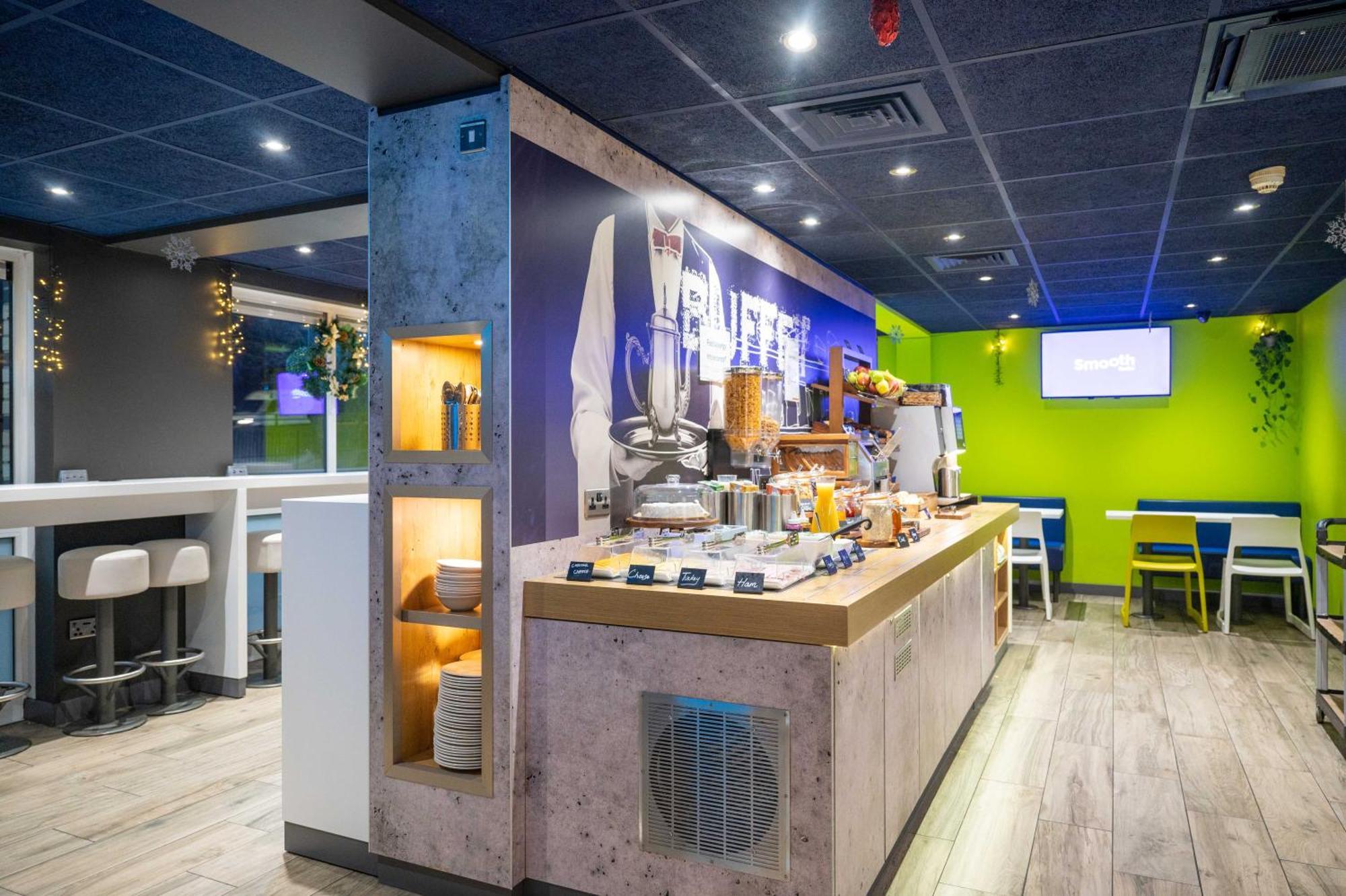 ברקינג Ibis Budget London Barking מראה חיצוני תמונה
