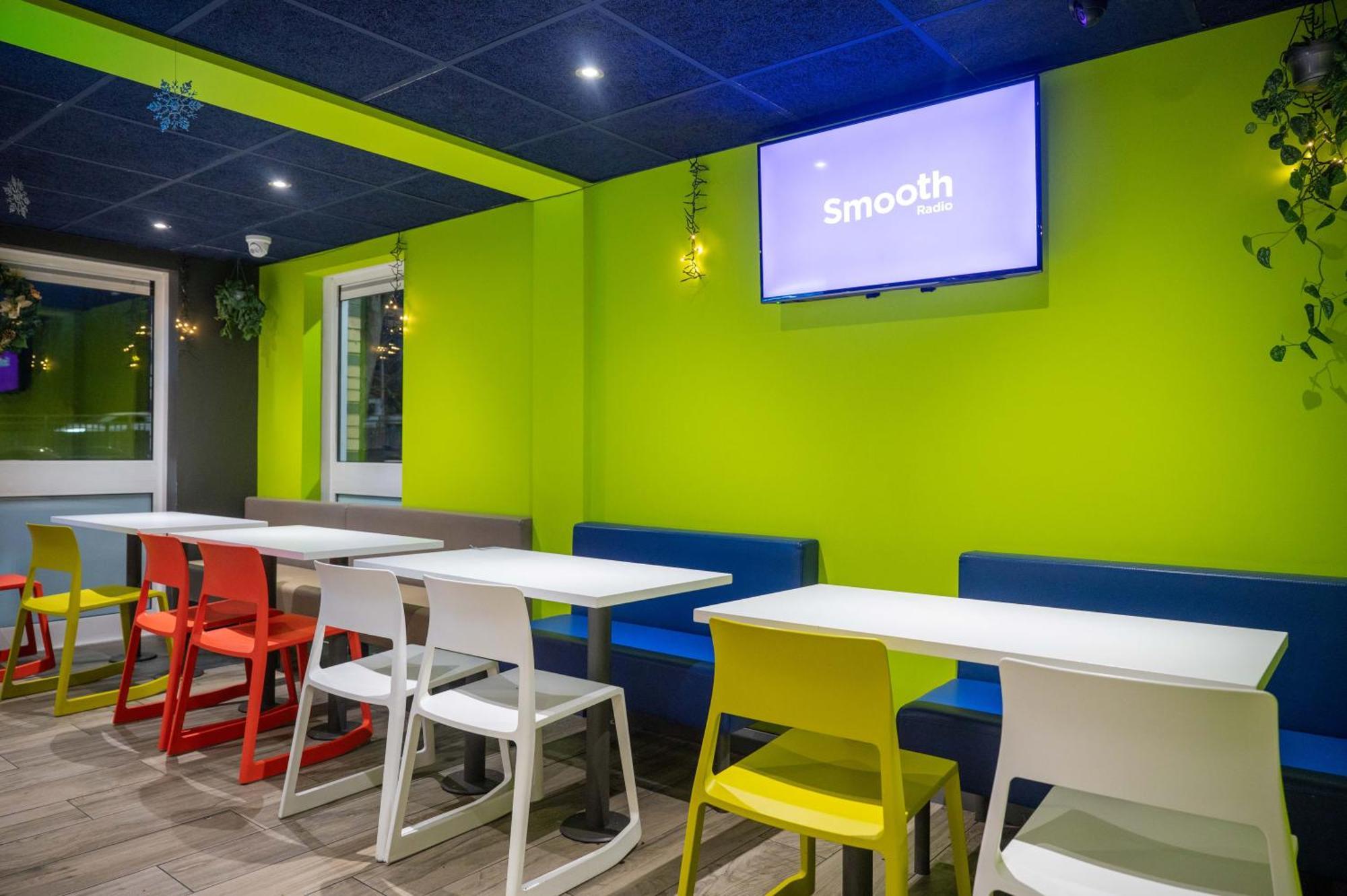 ברקינג Ibis Budget London Barking מראה חיצוני תמונה