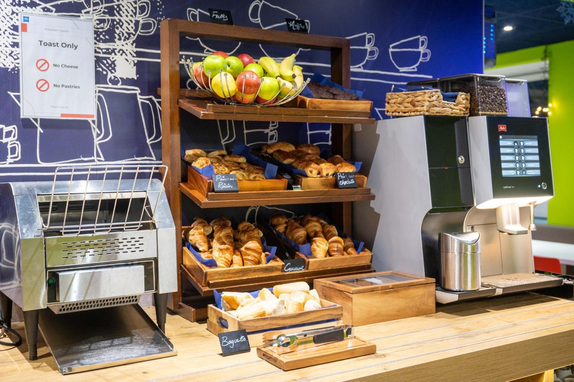ברקינג Ibis Budget London Barking מראה חיצוני תמונה