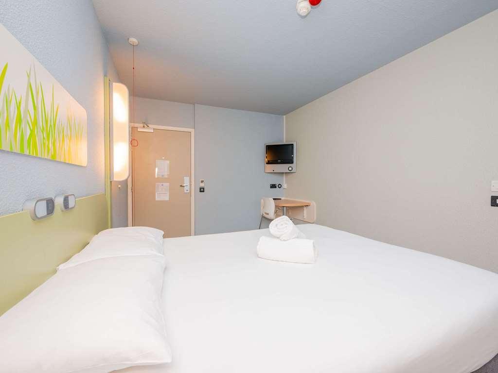 ברקינג Ibis Budget London Barking חדר תמונה