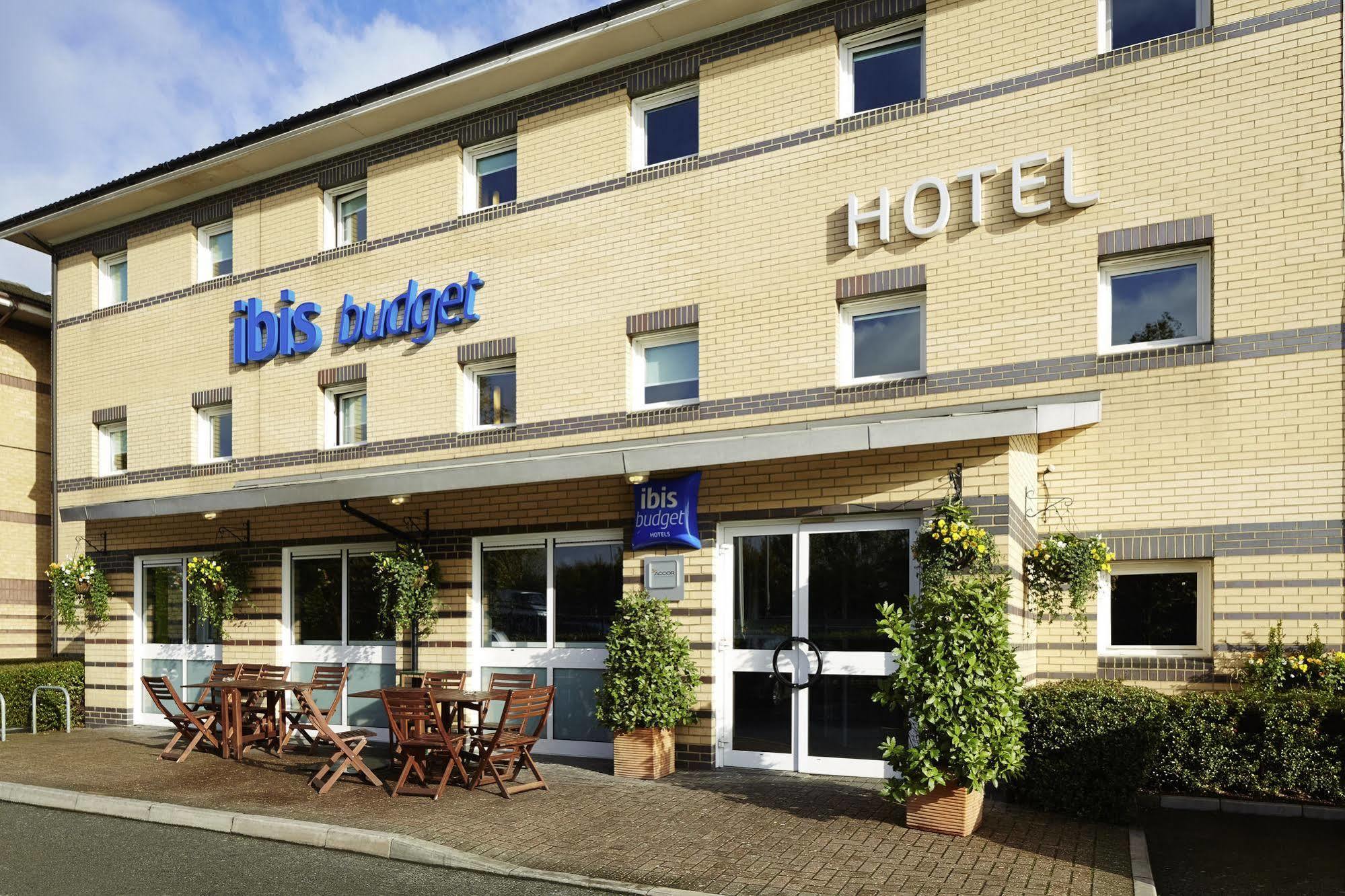 ברקינג Ibis Budget London Barking מראה חיצוני תמונה